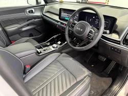 2024 Kia
Sorento GT-Line