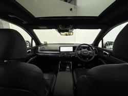 2024 Kia
Sorento GT-Line