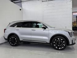2024 Kia
Sorento GT-Line