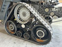 2018 MF
Ideal 8T Harvester & Powerflow 1220 40' Front
