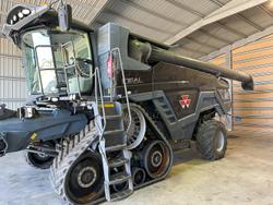 2018 Massey Ferguson Ideal 8T Harvester