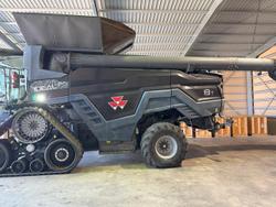 2018 Massey Ferguson Ideal 8T Harvester