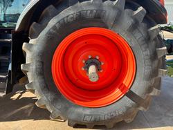 Kubota
M7171p Premium Powershift Tractor