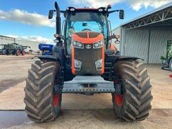 Kubota
M7171p Premium Powershift Tractor