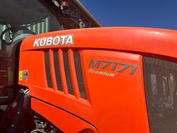 Kubota
M7171p Premium Powershift Tractor