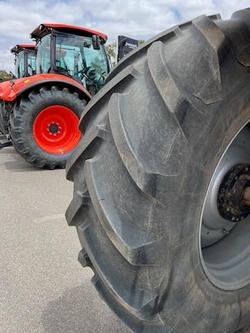 2015 CASE IH
                310 Magnum 310Hp Tractor 