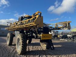 2013 Rogator 1300 Self-Propelled Sprayer