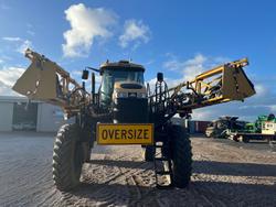 2013 Rogator 1300 Self-Propelled Sprayer