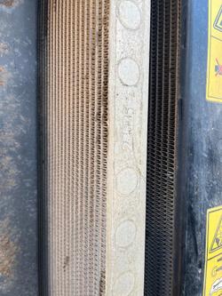 2013 Rogator 1300 Self-Propelled Sprayer