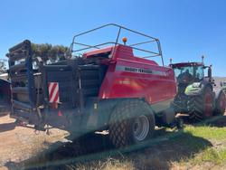 2010 Massey Ferguson 2190 Single Axle Square Baler