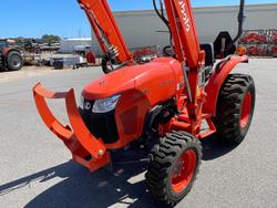 2024 Kubota
L3200 Hd Inc Loader & Bucket