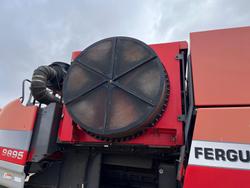 Massey Ferguson
9895 Harvester