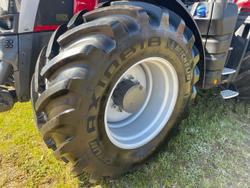 2025 Massey Ferguson
                8S.245 Dyna-Vt 245Hp Tractor 