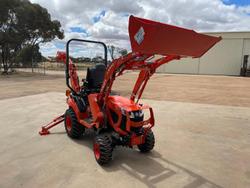 2025 Kubota Bx23s Tractor With Front Loader & Back Hoe