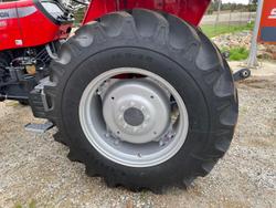 2023 Massey Ferguson 2635 74Hp Tractor With Loader & Canopy