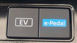2024 NISSAN
                X-TRAIL ST-L (4WD) e-POWER (HYBRID)
