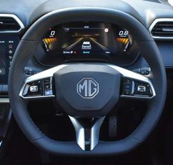 2024 MG ZS Essence Hybrid+