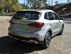 2024 MG ZS Essence Hybrid+