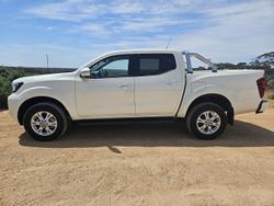 2023 Nissan
                Navara ST