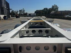 2025 CIMC
40' Skel With 3 Way Twist Locks - A Double Compliant