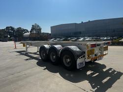 2025 CIMC
40' Skel With 3 Way Twist Locks - A Double Compliant