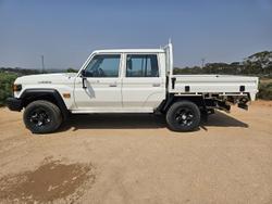 2023 Toyota
Landcruiser GXL