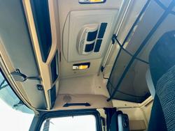 2021 Mercedes Benz 2653 Low Klm Light Use Euro 6 Rwc $113650+Gst See Cond MERCEDES BENZ 2653 SLEEPER WHITE