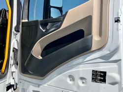 2021 Mercedes Benz 2653 Low Klm Light Use Euro 6 Rwc $113650+Gst See Cond MERCEDES BENZ 2653 SLEEPER WHITE