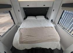 2025 JB Caravans Scorpion Sting (20'6)