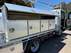 2014 Isuzu Nls 200 WHITE