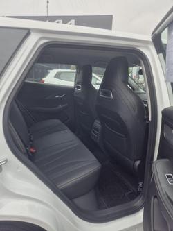 2024 Chery
                OMODA 5 FX
