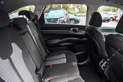 2025 Kia
Sorento Sport