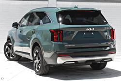 2025 Kia
Sorento Sport+