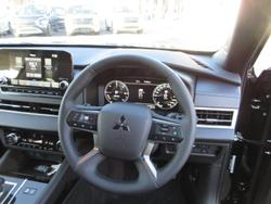 2024 Mitsubishi Outlander PHEV GSR