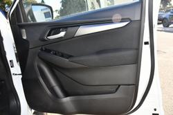2024 Isuzu
MU-X LS-M