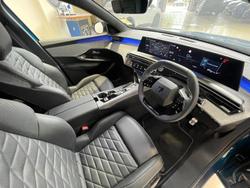 2025 Peugeot
                3008 GT Premium Hybrid