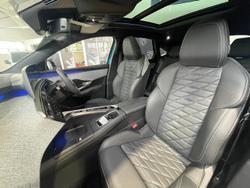 2025 Peugeot
                3008 GT Premium Hybrid