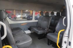 2006 Toyota Hiace Commuter TRH223R French Vanilla