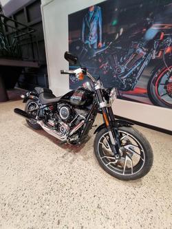 2022 Harley-Davidson Sport Glide 107 (FLSB) Softail Black