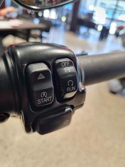 2014 Harley-Davidson Iron 883 (XL883N) Sportster Black
