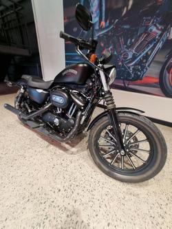 2014 Harley-Davidson Iron 883 (XL883N) Sportster Black