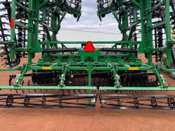 Great Plains 40 Turbo Max 4000 Vertical Tillage