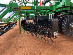 Great Plains
40 Turbo Max 4000 Vertical Tillage
