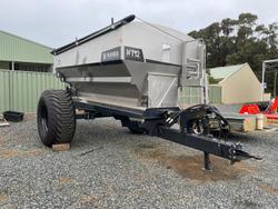 2025 Hansa
T12 Single Axle Trailing Spreader