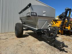 2025 Hansa
T12 Single Axle Trailing Spreader