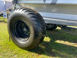 2025 Hansa
T12 Single Axle Trailing Spreader