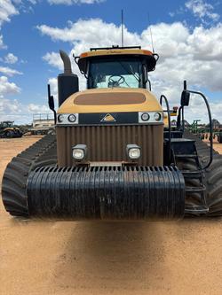 2015 Challenger Mt875e