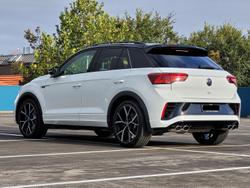 2024 Volkswagen
T-Roc R