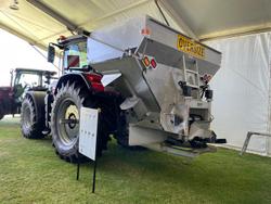 2023 HANSA L5 5000 LTR 3PL Disc Spreader