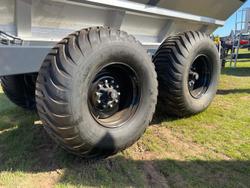 2025 Hansa T23 Tandem Axle 24Mt Trailing Spreader